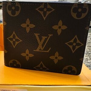 Louis Vuitton Black and Brown Monogram Men’s Wallet